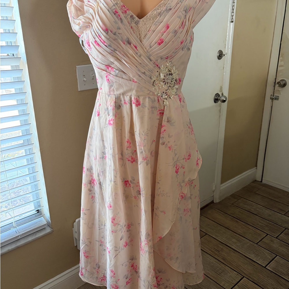 Elegant Floral Pink Dress